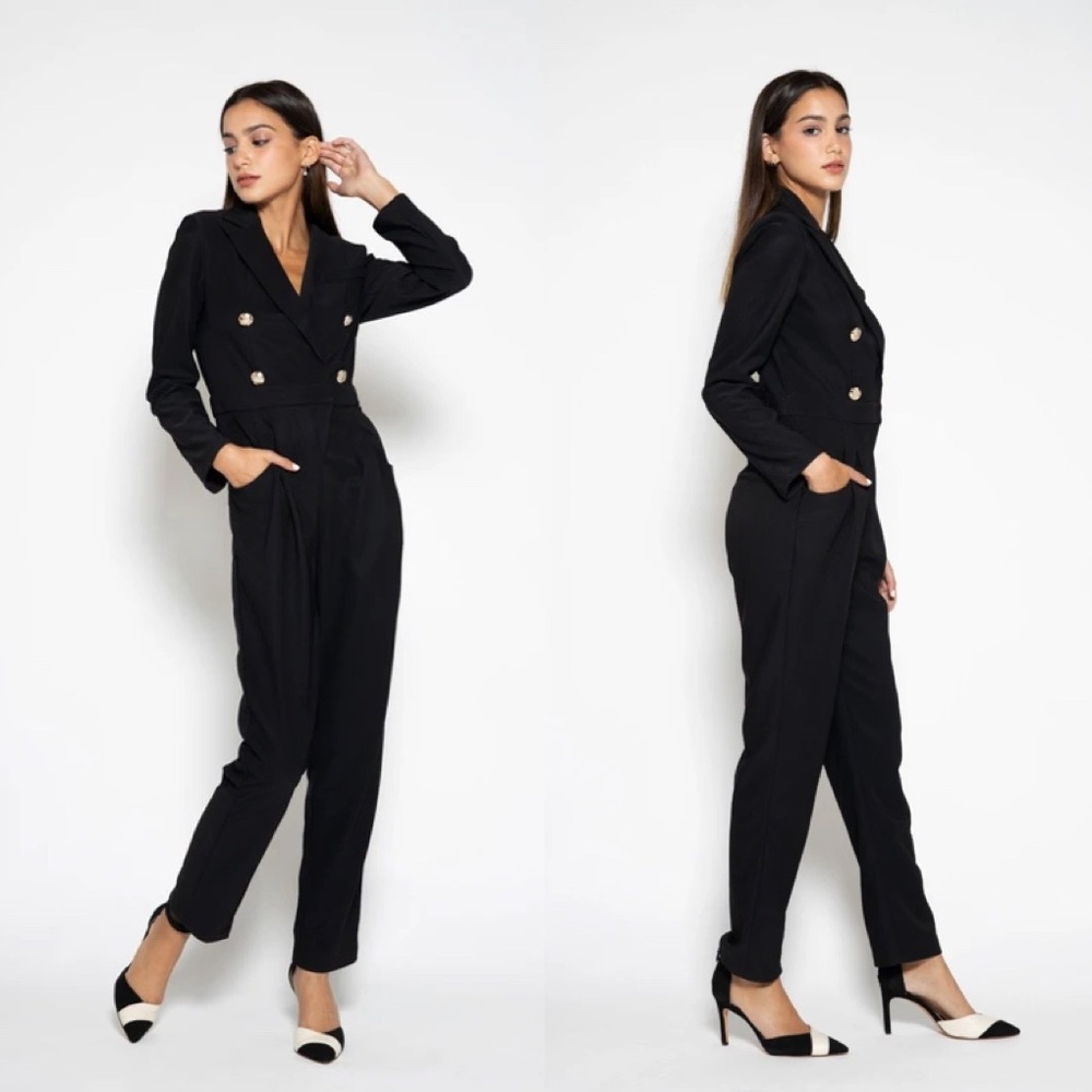 Gracia Double Breasted V-Neck Jumpsuit